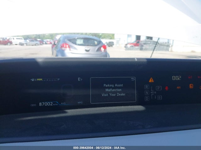 Toyota Prius Two 2017 JTDKBRFU6H3559290 Image 7