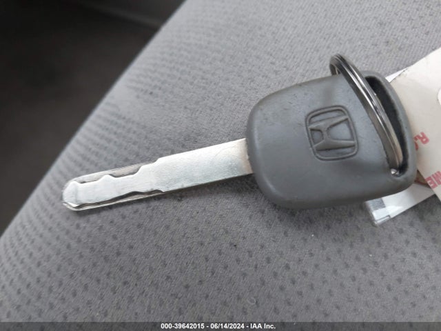 Продажа на аукционе авто 2012 Honda Civic Lx, vin: 2HGFB2F50CH528822, номер лота: 39642015