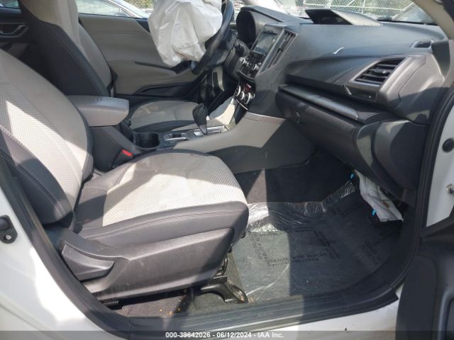 JF2SKAJC2MH456186 Subaru Forester Premium