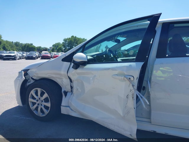 Toyota COROLLA LE 2022 5YFEPMAE9NP279481 Image 6