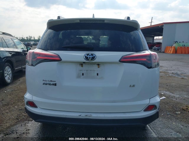 Toyota RAV4 LE 2017 2T3ZFREV5HW316886 Image 16