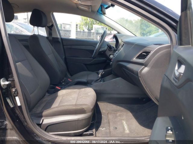 3KPC24A30JE035301 Hyundai ACCENT SE