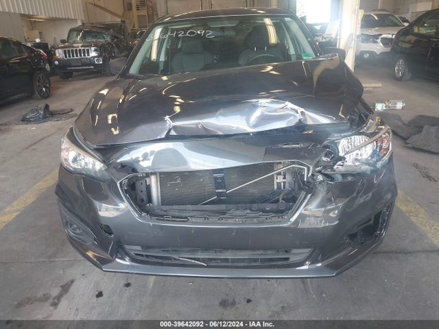 4S3GKAA68H3612796 Subaru Impreza 2.0i