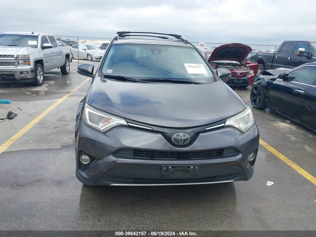 Toyota Rav4 Xle 2018 JTMWFREV6JJ185667 Image 12