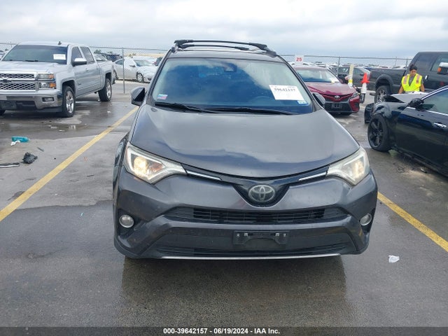 Toyota Rav4 Xle 2018 JTMWFREV6JJ185667 Image 6