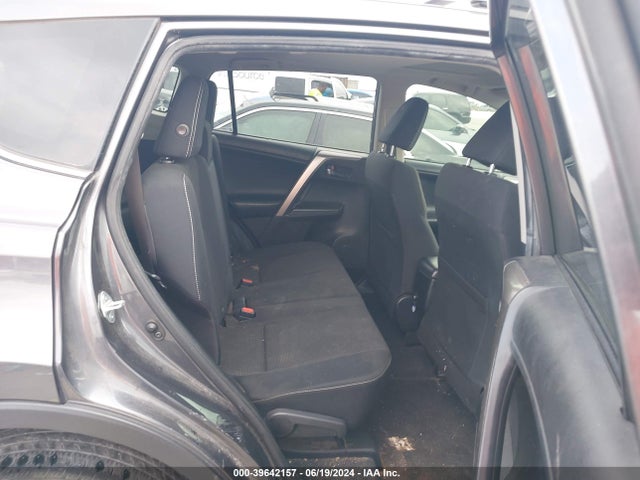 Toyota Rav4 Xle 2018 JTMWFREV6JJ185667 Image 8