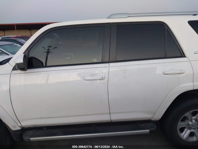 Toyota 4RUNNER SR5 2014 JTEZU5JR9E5075338 Image 15