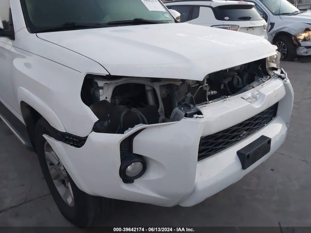 Toyota 4RUNNER SR5 2014 JTEZU5JR9E5075338 Image 19