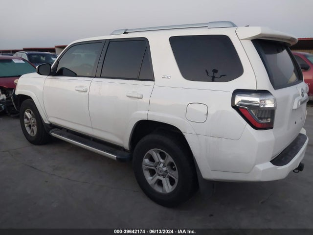 Toyota 4RUNNER SR5 2014 JTEZU5JR9E5075338 Image 3