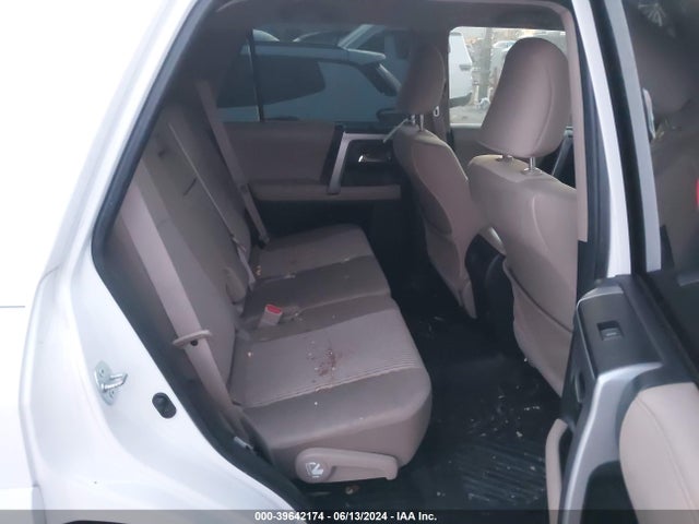 Toyota 4RUNNER SR5 2014 JTEZU5JR9E5075338 Image 8