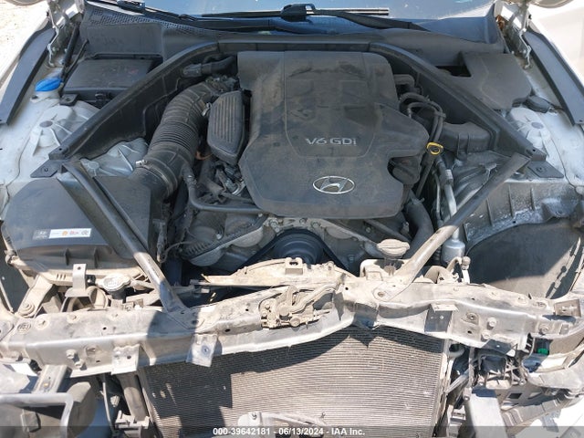 Hyundai Genesis 3.8 2015 KMHGN4JE4FU071832 Image 10