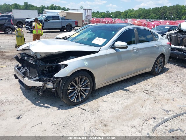 Hyundai Genesis 3.8 2015 KMHGN4JE4FU071832 Image 2