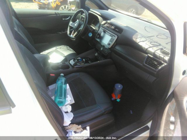 1N4AZ1CP2KC305905 Nissan LEAF SV