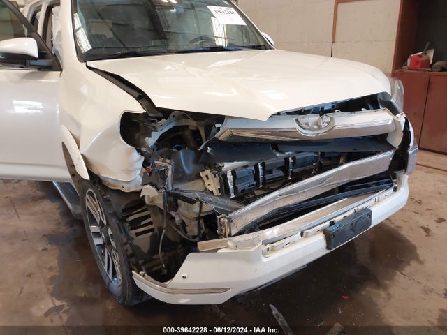 Toyota 4runner Limited 2020 JTEBU5JRXL5760270 Image 6