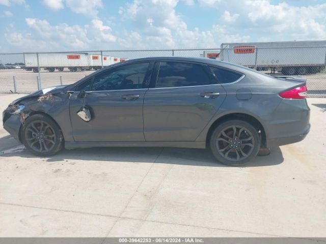 3FA6P0HD6JR267289 Ford FUSION SE