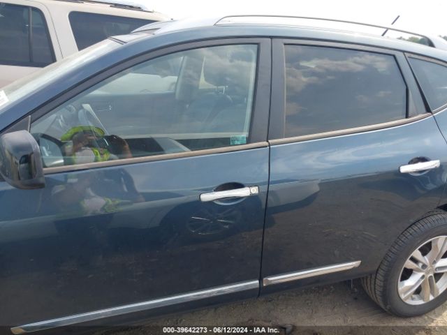 JN8AS5MT7FW657288 Nissan Rogue Select S