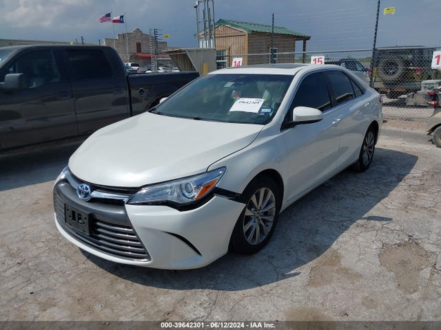 Toyota CAMRY XLE 2015 4T1BF1FK7FU917942 Image 2