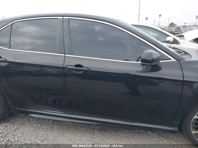 Toyota CAMRY SE 2018 4T1B11HK8JU094331 Image 14
