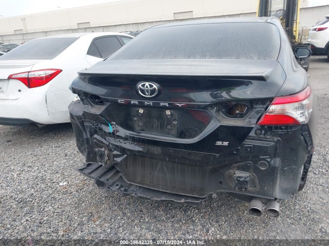 Toyota CAMRY SE 2018 4T1B11HK8JU094331 Image 17