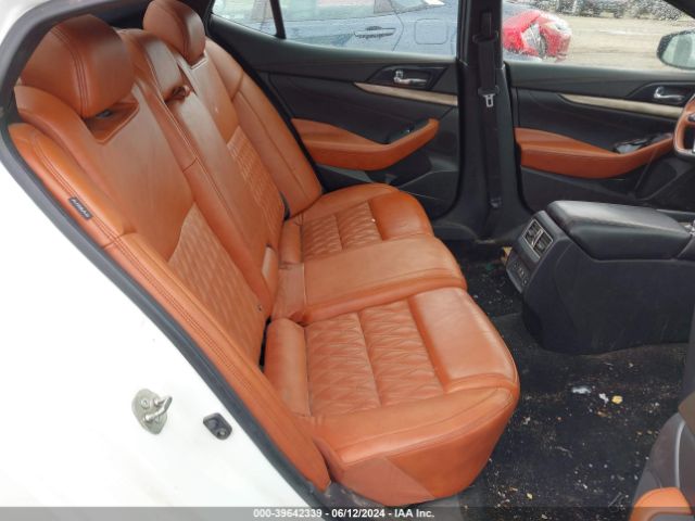 1N4AA6AV7KC365233 Nissan Maxima 3.5 Platinum