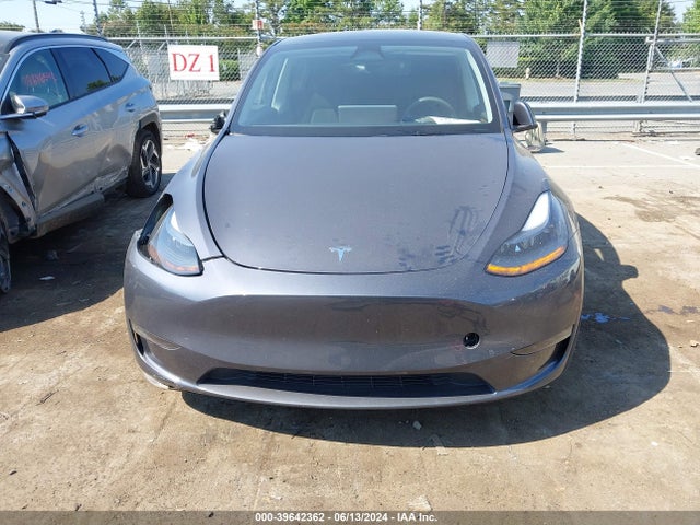 Tesla Model Y Rwd 2023 7SAYGDED9PF956075 Image 12