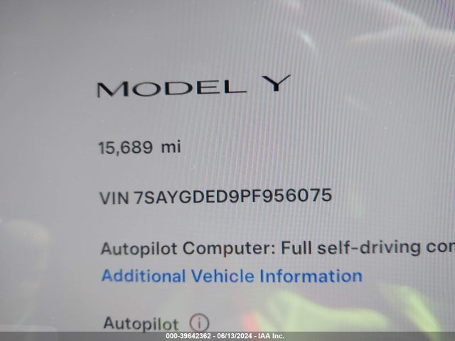 Tesla Model Y Rwd 2023 7SAYGDED9PF956075 Image 15