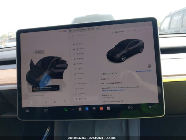 Tesla Model Y Rwd 2023 7SAYGDED9PF956075 Image 7