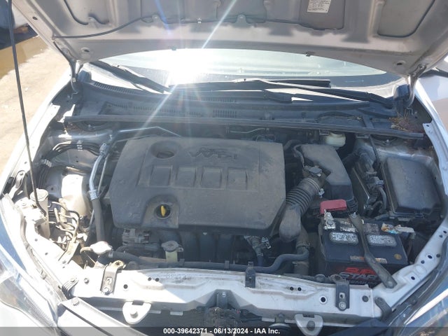 Toyota COROLLA LE 2018 2T1BURHE5JC011231 Image 10