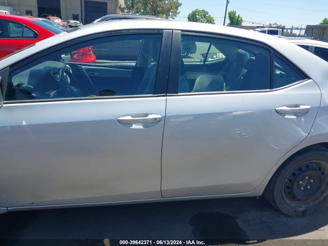 Toyota COROLLA LE 2018 2T1BURHE5JC011231 Image 15