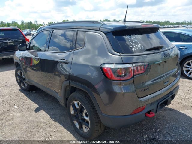 3C4NJDDB5JT262638 Jeep Compass Trailhawk 4x4
