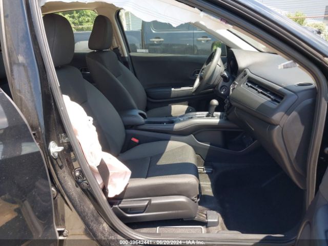 3CZRU6H35NM763546 Honda Hr-v Awd Lx