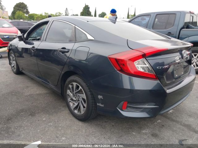 2HGFC2F79JH538888 Honda CIVIC EX