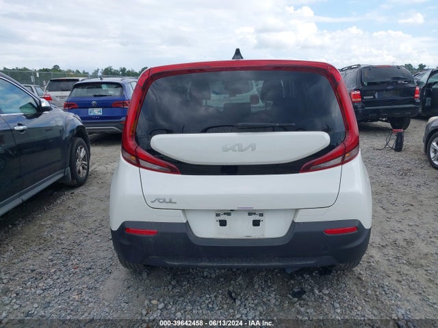 KIA SOUL LX 2022 KNDJ23AU6N7811849 Image 16