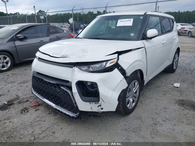 KNDJ23AU6N7811849 KIA SOUL LX