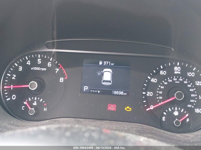 KNDJ23AU6N7811849 KIA SOUL LX