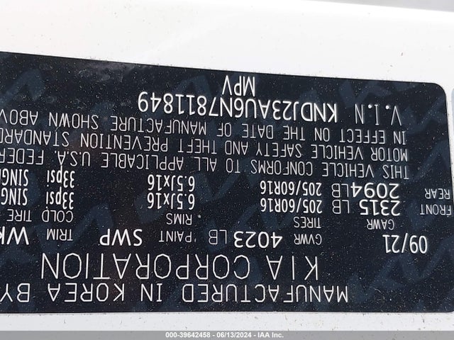 KNDJ23AU6N7811849 KIA SOUL LX