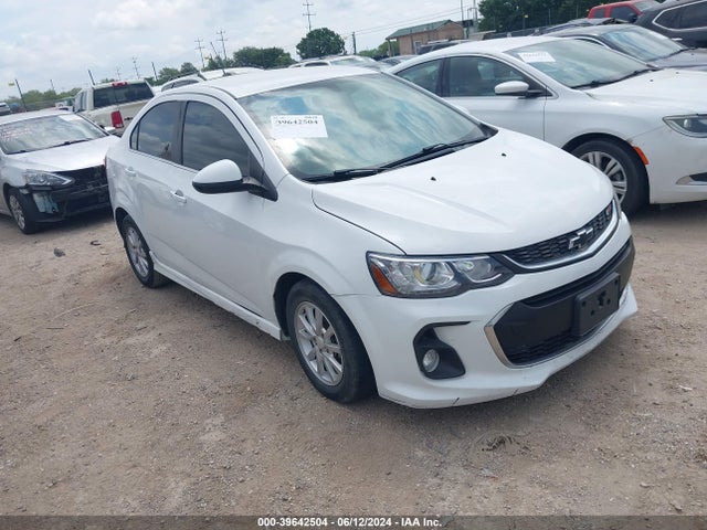 Chevrolet Sonic Lt Auto 2019 1G1JD5SB0K4107896 главное изображение