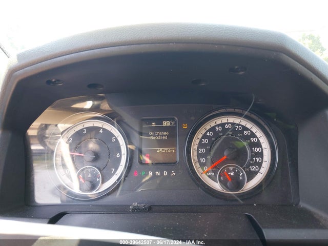 1C6RR6FG4KS690595 RAM 1500 Classic Tradesman Quad Cab 4x2 6'4 Box