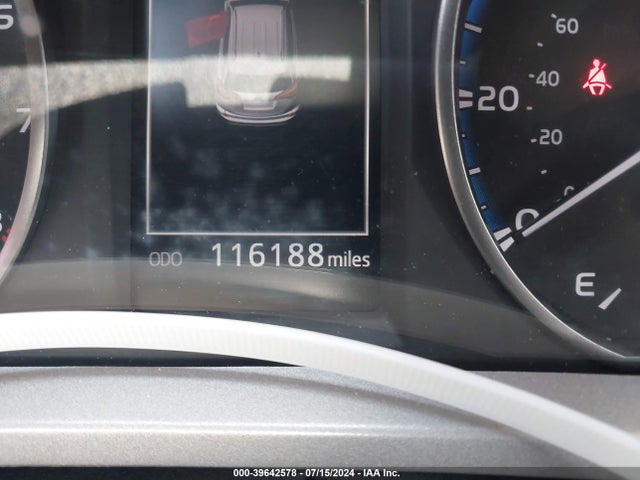 Toyota RAV4 LE 2018 2T3BFREV7JW719887 Image 15