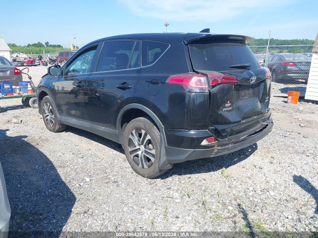 Toyota RAV4 LE 2018 2T3BFREV7JW719887 Image 3