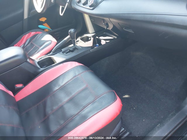 Toyota RAV4 LE 2018 2T3BFREV7JW719887 Image 5