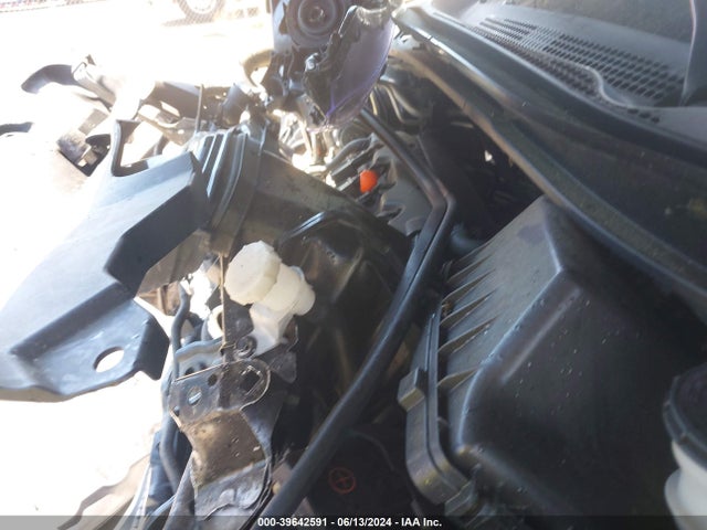 Honda HR-V LX 2018 3CZRU6H35JG705994 Image 10