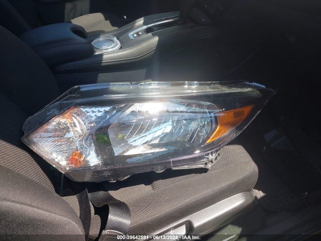 Honda HR-V LX 2018 3CZRU6H35JG705994 Image 12