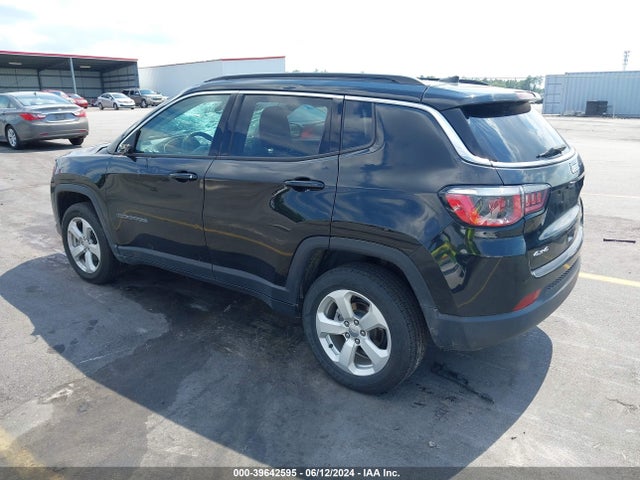 Jeep Compass Latitude 4x4 2020 3C4NJDBB9LT124221 Image 3