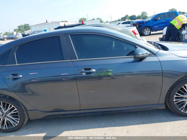 3KPF54AD8PE663340 KIA Forte Gt-line