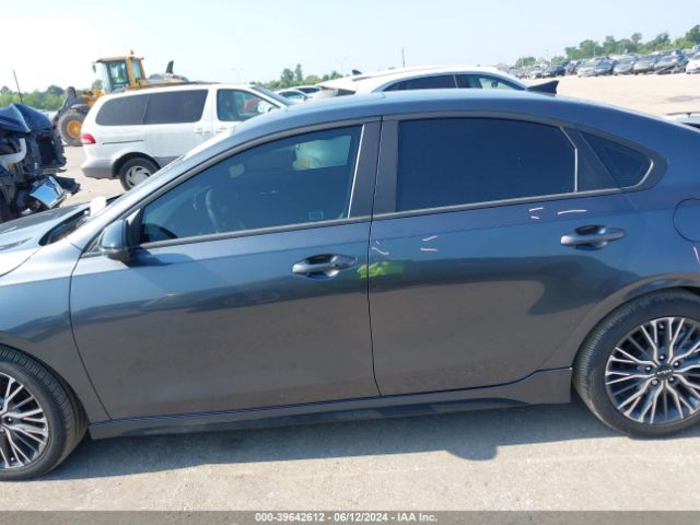 3KPF54AD8PE663340 KIA Forte Gt-line
