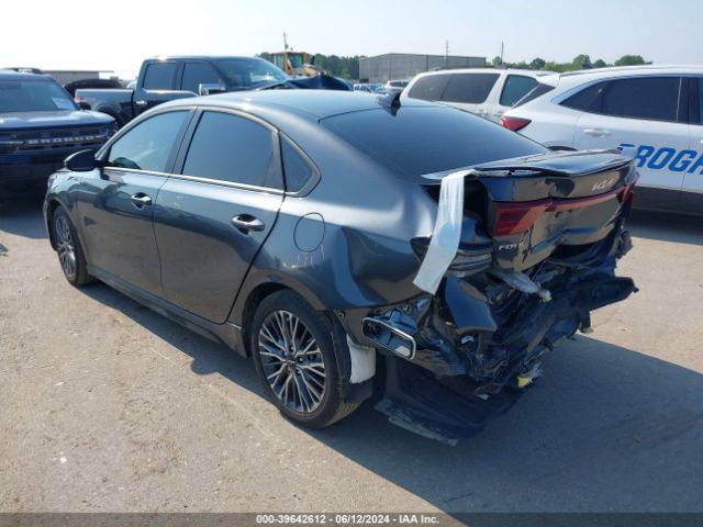 3KPF54AD8PE663340 KIA Forte Gt-line
