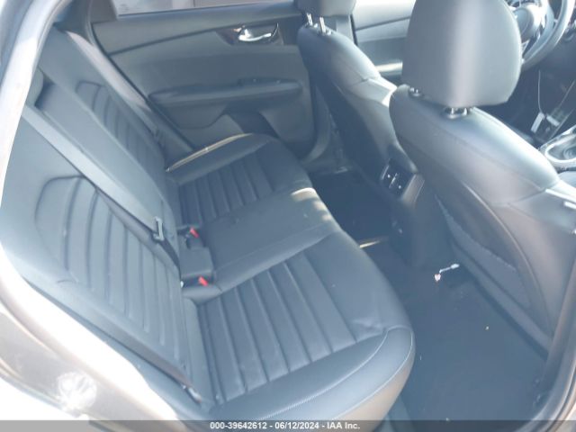 3KPF54AD8PE663340 KIA Forte Gt-line
