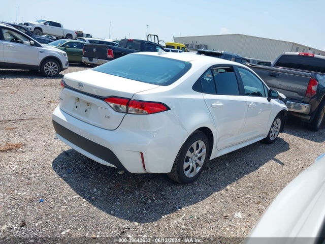 Toyota COROLLA LE 2022 5YFEPMAE8NP344661 Image 4