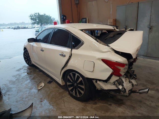 1N4AL3AP5JC174824 Nissan Altima 2.5 Sv